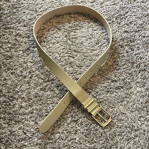 Stylish Beige Belt with Gold Buckle